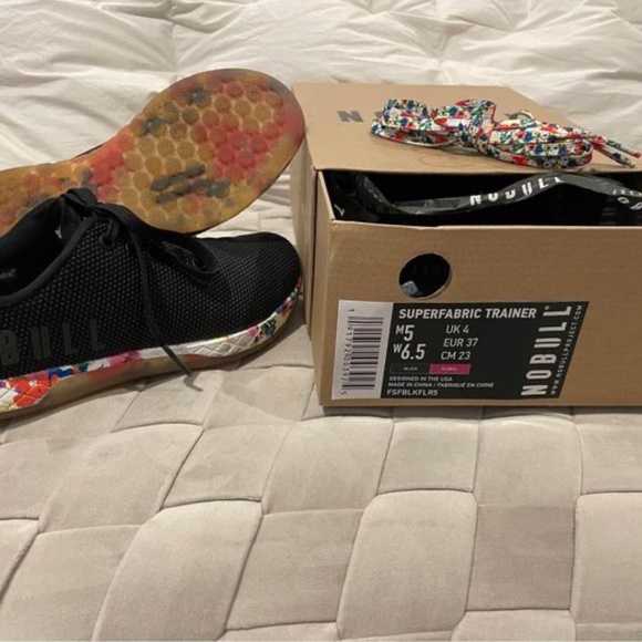 NOBULL Black Daisy Trainers Women Size 6.5 / Men Size 5 - Picture 2 of 3